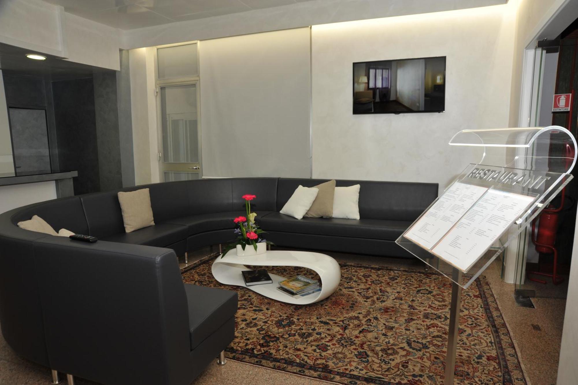 Hotel Astoria Фермо Экстерьер фото