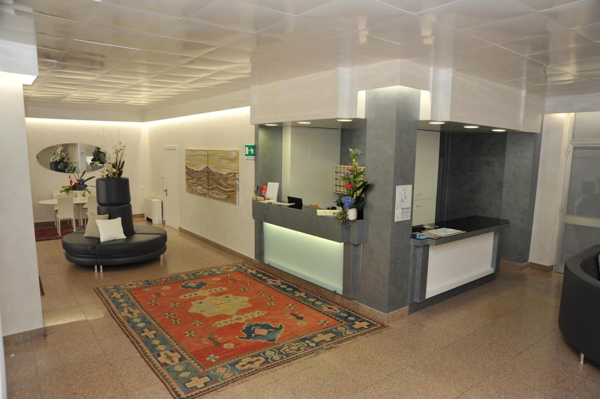 Hotel Astoria Фермо Экстерьер фото