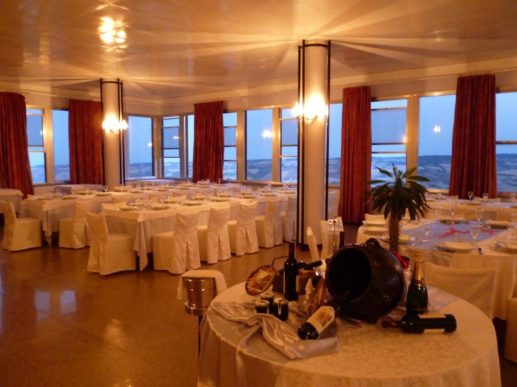 Hotel Astoria Фермо Экстерьер фото